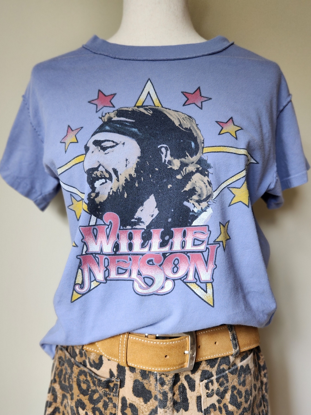 Daydreamer Willie Nelson In Stars Reverse Seam GF Graphic Tee Blue Medium EUC